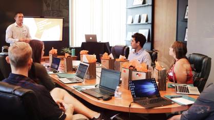Experienced board members boost startup growth significantly